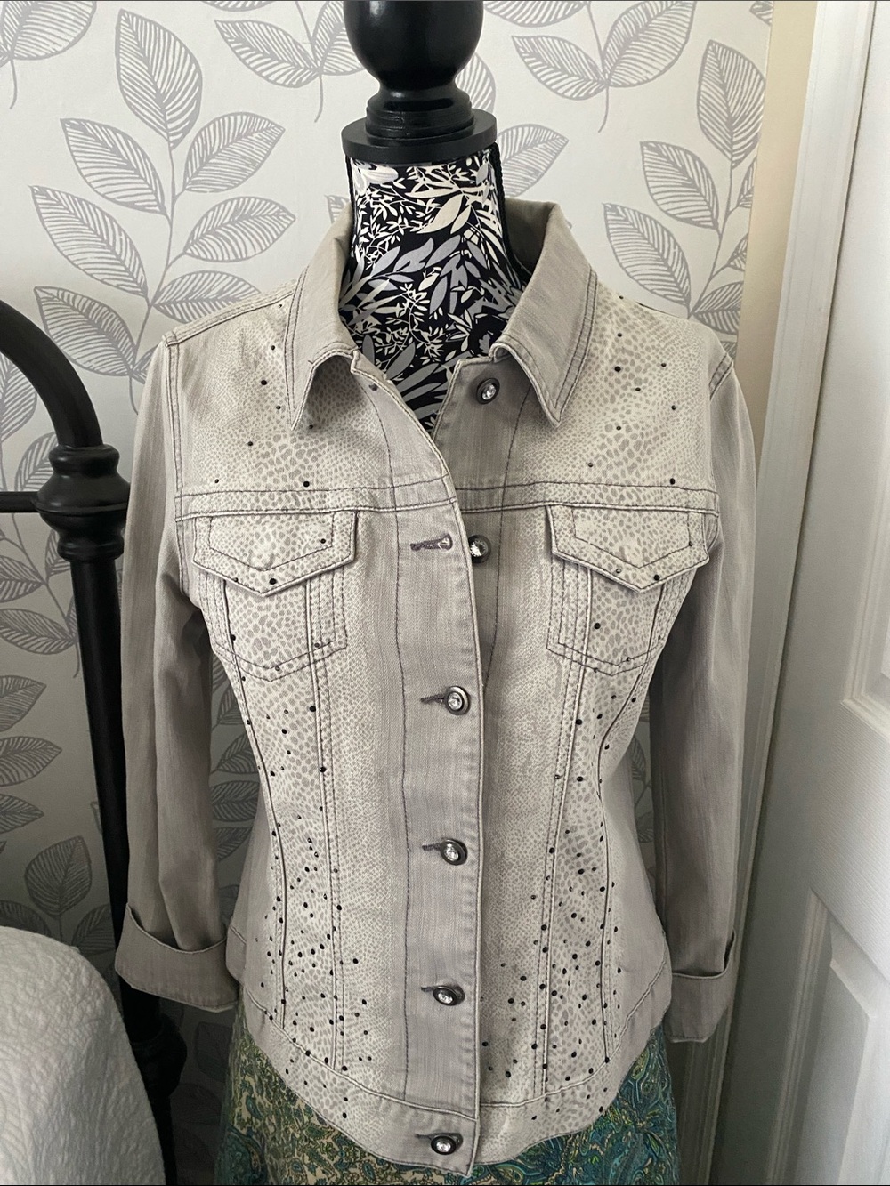 Chico’s Platinum chic light gray denim jacket with animal print & embellishment